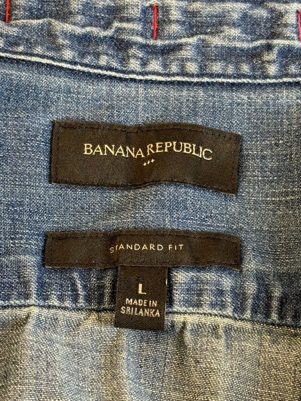 Banana Republic Heritage‎ Vintage Denim Shirt Men's Large 23.5” 100% Cotton Blue
